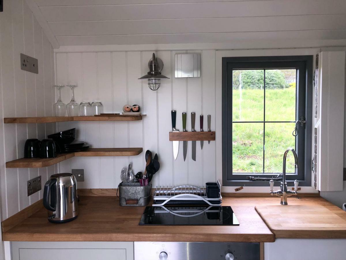The Shepherds Hut Villa Lonmore Luaran gambar